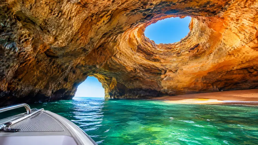 Private Benagil Cave Boat Tours